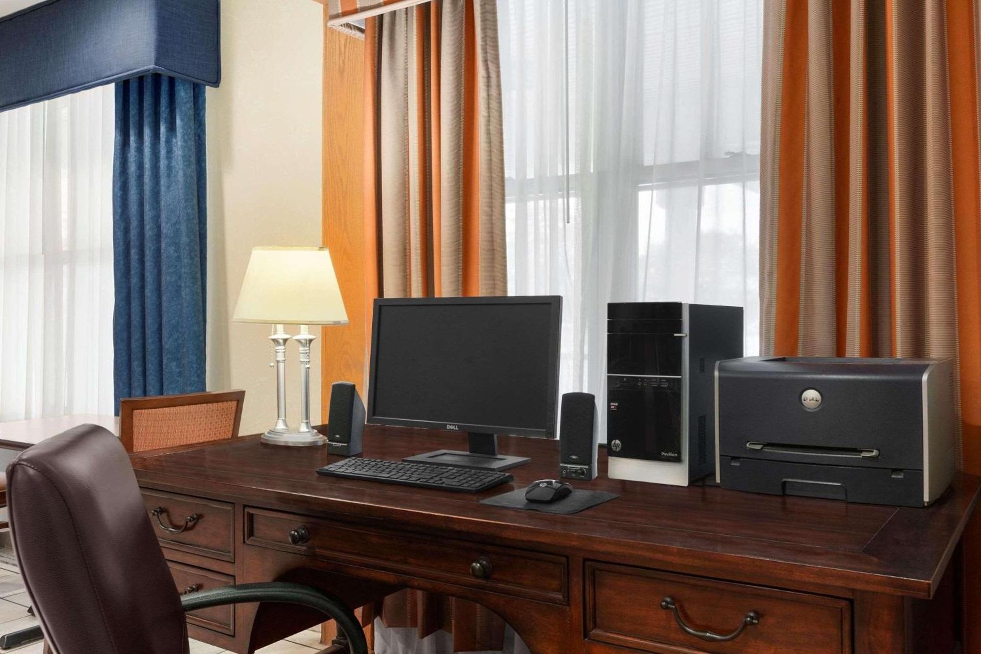 Country Inn & Suites By Radisson, Holland, Mi ภายนอก รูปภาพ