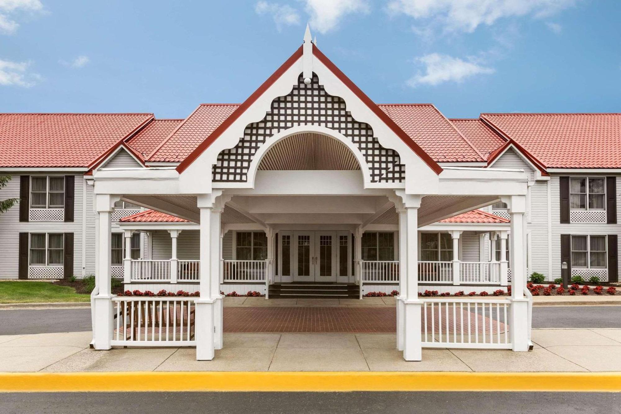 Country Inn & Suites By Radisson, Holland, Mi ภายนอก รูปภาพ