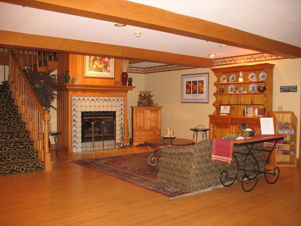Country Inn & Suites By Radisson, Holland, Mi ภายนอก รูปภาพ